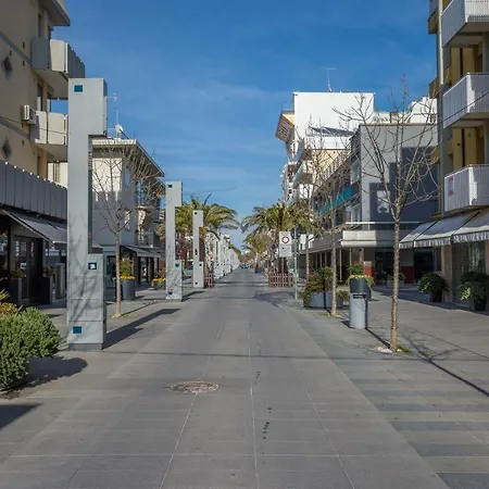 Apartment Flat Garage